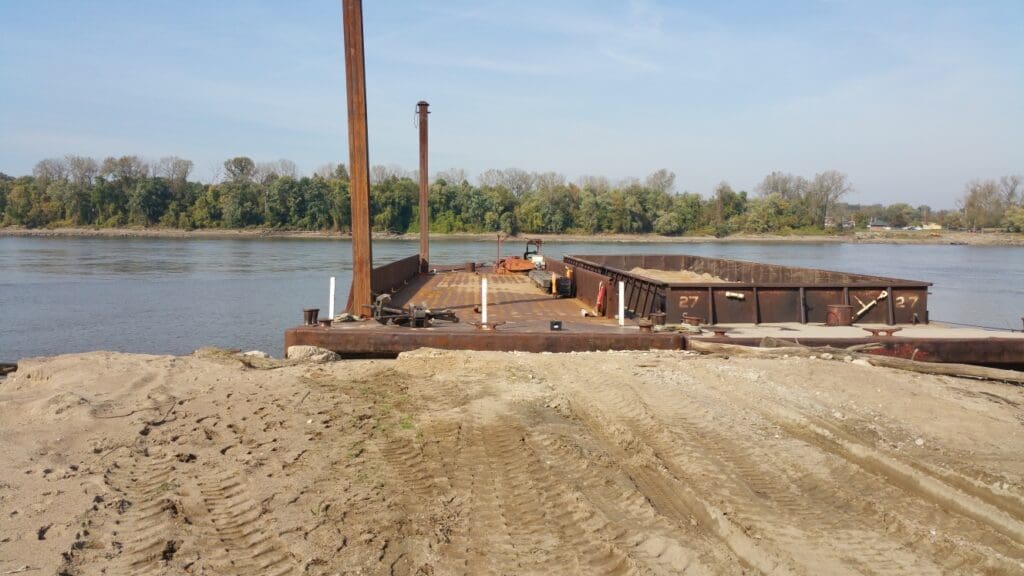 Ll24 130x30x7 With Winch